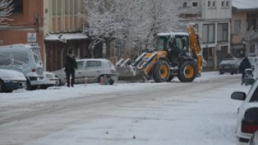 EMET'TE KARLA MÜCADELE BAŞLADI