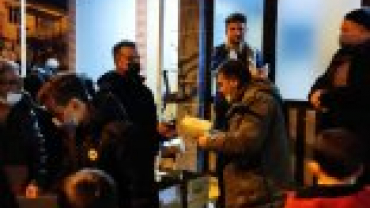 EMET BELEDİYEMİZCE MİRAÇ KANDİLİ MÜNASEBETİYLE MERKEZ 19 CAMİDE YATSI NAMAZI SONRASI KANDİL SİMİDİ DAĞITILDI...