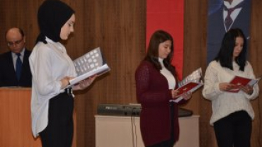 18 MART ÇANAKKALE ŞEHİTLERİNİ ANMA PROGRAMI GAZİKEMAL İLKÖĞRETİM OKULU KONFERANS SALONUNDA GERÇEKLEŞTİRİLDİ...
