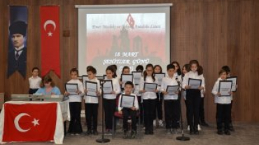 18 MART ÇANAKKALE ŞEHİTLERİNİ ANMA PROGRAMI GAZİKEMAL İLKÖĞRETİM OKULU KONFERANS SALONUNDA GERÇEKLEŞTİRİLDİ...