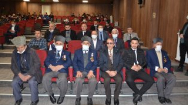 18 MART ÇANAKKALE ŞEHİTLERİNİ ANMA PROGRAMI GAZİKEMAL İLKÖĞRETİM OKULU KONFERANS SALONUNDA GERÇEKLEŞTİRİLDİ...