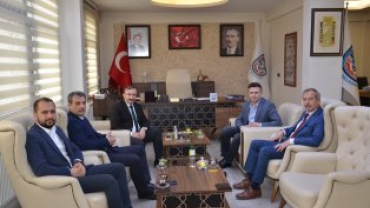 DÜNYANIN EN ETKİLİ BİLİM İNSANLARI LİSTESİNE GİREN HEMŞEHRİMİZ PROF.DR. ALİ ÖZCAN İLÇEMİZDEYDİ...