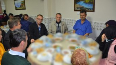 BİRLİK İFTARLARIMIZIN KONUKLARI ŞEHİT AİLELERİMİZ GAZİLERİMİZ VE GAZİ AİLELERİMİZDİ