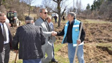 Emet Küreci Elmasını Geliştirme Adına Yeni Fidanlar Toprakla Buluştu