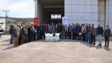 Emet'te Kayıtlı Arıcılara 6050 Kg Şeker Dağıtıldı