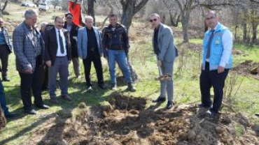Emet Küreci Elmasını Geliştirme Adına Yeni Fidanlar Toprakla Buluştu