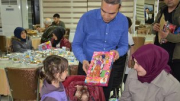 EMET KAYMAKAMLIĞINCA BUGÜN BİRLİK İFTARININ KONUKLARI YETİM VE ÖKSÜZLERİMİZ İLE AİLELERİYDİ...