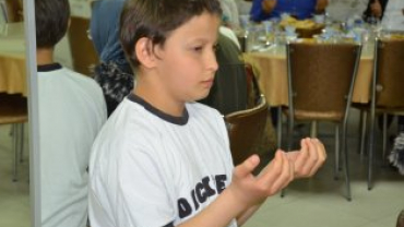 EMET KAYMAKAMLIĞINCA BUGÜN BİRLİK İFTARININ KONUKLARI YETİM VE ÖKSÜZLERİMİZ İLE AİLELERİYDİ...