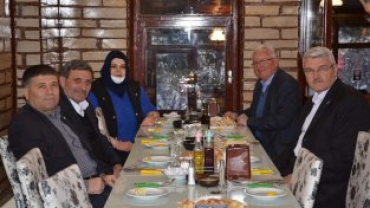 CUMHUR İTTİFAKI İFTARDA BULUŞTU