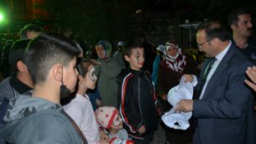 EMET GENÇLİK DERNEĞİNCE ORGANİZE EDİLEN 23 NİSAN PROGRAMI YOĞUN BİR KATILIMLA GERÇEKLEŞTİ...