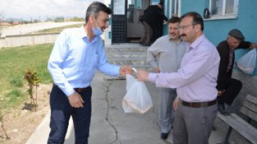 Vatandaşlarımızla birlikte olmaya devam ediyoruz