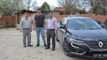 Vatandaşlarımızla birlikte olmaya devam ediyoruz