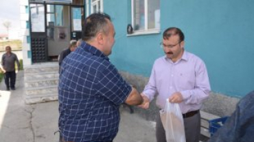 Vatandaşlarımızla birlikte olmaya devam ediyoruz