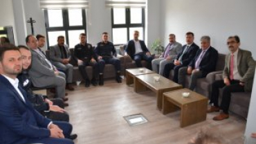 İlçe Emniyet Müdürlüğümüze geçilerek bayramlaşma törenine devam edildi