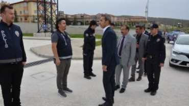 İlçe Emniyet Müdürlüğümüze geçilerek bayramlaşma törenine devam edildi