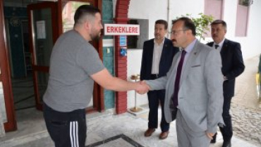 Bayram vesilesiyle her daim görevleri başında olan itfaiye ve Hamam personelimizle bayramlaştık.