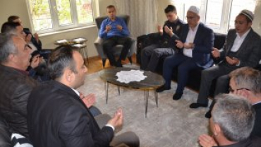 İlçe Protokolü Bayram Öncesi Şehit Ailelerimize Görevlerini Yerine Getirdi