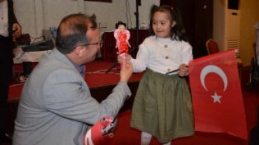 FARKLILIKLARIMIZIN FARKINDAYIZ…