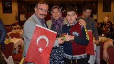 FARKLILIKLARIMIZIN FARKINDAYIZ…