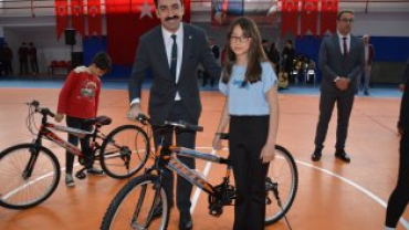 19Mayıs Atatürk’ü Anma, Gençlik ve Spor Bayramı Emet'te çeşitli etkinliklerle kutlandı... Kutlamalardan Kareler