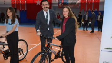 19Mayıs Atatürk’ü Anma, Gençlik ve Spor Bayramı Emet'te çeşitli etkinliklerle kutlandı... Kutlamalardan Kareler