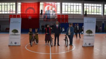 19Mayıs Atatürk’ü Anma, Gençlik ve Spor Bayramı Emet'te çeşitli etkinliklerle kutlandı... Kutlamalardan Kareler