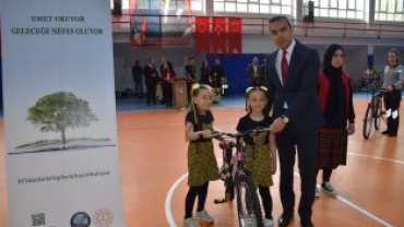 19Mayıs Atatürk’ü Anma, Gençlik ve Spor Bayramı Emet'te çeşitli etkinliklerle kutlandı... Kutlamalardan Kareler