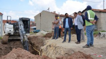 KARARLIYIZ... ŞEHRİMİZİN 60 YILLIK KÖHNEMİŞ ALT YAPISINI MODERNİZE EDEREK HALKIMIZ VE GELECEK NESİLLERİMİZE İÇİN SAĞLIKLI BİR KENT İMAR EDECEĞİZ...