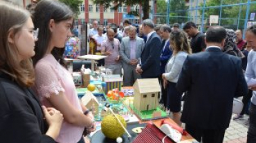 Emet Halk Eğitimden Buruk Yıl Sonu Sergisi