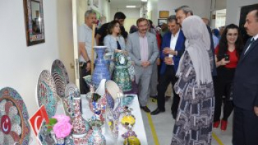 Emet Halk Eğitimden Buruk Yıl Sonu Sergisi