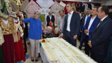 Emet Halk Eğitimden Buruk Yıl Sonu Sergisi