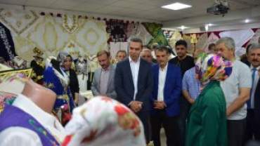 Emet Halk Eğitimden Buruk Yıl Sonu Sergisi