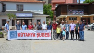 Mutlu'nun Ölüm Yıldönümünde Dernekten Emet'e Ziyaret