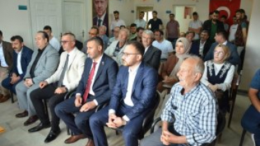 Ak Parti̇ İlçe Başkanlığı Merkez Binasında Bayramlaşma Programı Gerçekleştirildi̇