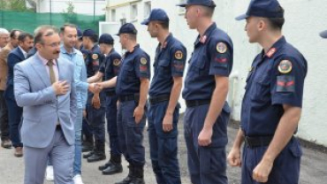 İlçe Protokolümüz İlçe Jandarma Komutanlığını Ziyaret Ederek, Güvenlik Güçlerimiz İle Bayramlaştı...
