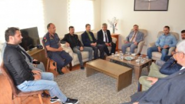 İlçe Protokolümüz İlçe Jandarma Komutanlığını Ziyaret Ederek, Güvenlik Güçlerimiz İle Bayramlaştı...