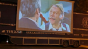 Gezen Sinema Tırı İle Emet'te 'Neşeli Günler'