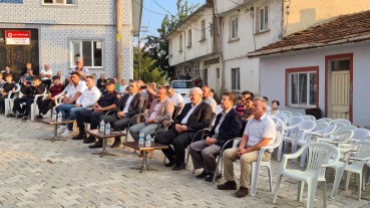 EMET GÜNLÜCEDE MEHTERAN COŞKUSU... EMET BELEDİYEMİZCE KÖYÜMÜZDE KURTULUŞ PİLAVI DAĞITILDI