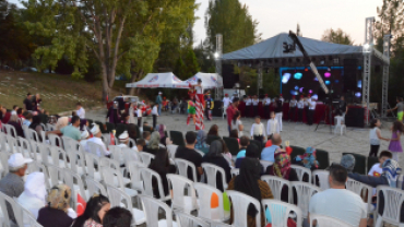 SÜNNET ÇOCUKLARIMIZ VE ÇEŞİTLİ SÜRPRİZLER MANİSA BANDOSU EŞLİĞİNDE KORTEJ YÜRÜYÜŞÜYÜNÜ GERÇEKLEŞTİRDİK
