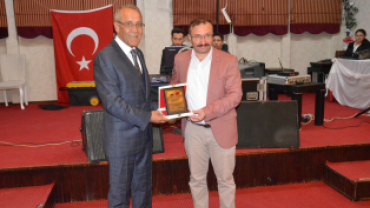 PROGRAM SAYGI DURUŞU İSTİKLAL MARŞIMIZIN OKUNMASI VE PROTOKOL KONUŞMALARI İLE BAŞLADI...