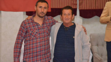 İlçemizin en köklü spor kulüplerinden biri olan Emet Gençlerbirliği spor kulübümüz 2020-2023 futbol sezonunu düzenlediği bir etkinlikle açtı.