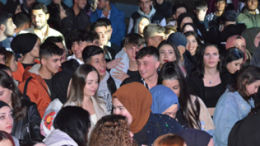 Necati ve Saykolar Konseri Sonrası Kareler teşekkürler gençler....