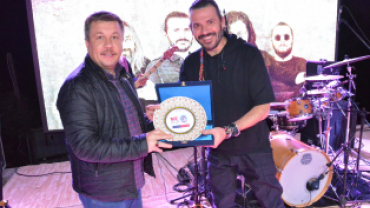 Necati ve Saykolar Konseri Sonrası Kareler teşekkürler gençler....