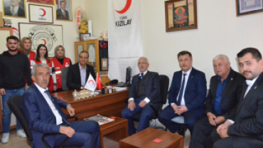 AK PARTİ MANİSA MİLLETVEKİLİ İSMAİL BİLEN PARTİ ÇALIŞMALARI VE ESNAF ZİYARETLERİ,STK VE ODA ZİYARETLERİ KAPSAMINDA BUGÜN EMET İLEMİZDE BULUNUYOR...ZİYARETLERE AK PARTİ KÜTAHYA İL BAŞKAN YARDIMCISI MEHMET ALİ KIZILTAN'DA EŞLİK ETTİ..