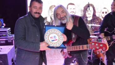 Necati ve Saykolar Konseri Sonrası Kareler teşekkürler gençler....