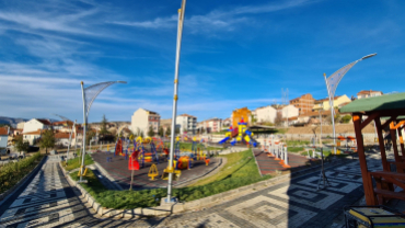 hayırlı olsun gazi emet ! ışıl ışıl bir parkımız oldu ! - akpınar mahallesi millet bahçesi -