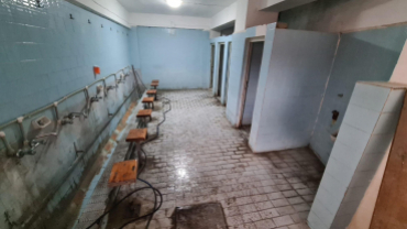 Emet belediyemiz ekiplerince Terlemez Camii'nde tadilat çalışmaları yapılıyor