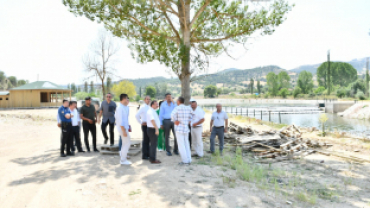 Vali Çelik Emet İlçesinde köy ve merkez çalışmalarını yerinde inceledi