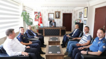 VALİ ÇELİK’E HEMŞEHRİLİK BERATI TAKDİM EDİLDİ