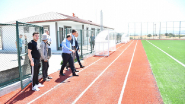 Vali Çelik veda ederken bile incelemelerde bulunuyor